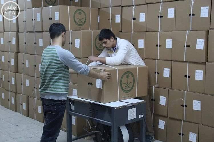 الحملة الوطنية السعودية تستقبل المواد الاغاثيه والكسوة الشتوية المصنعة بتركيا بقيمة (12.112.500) ريال