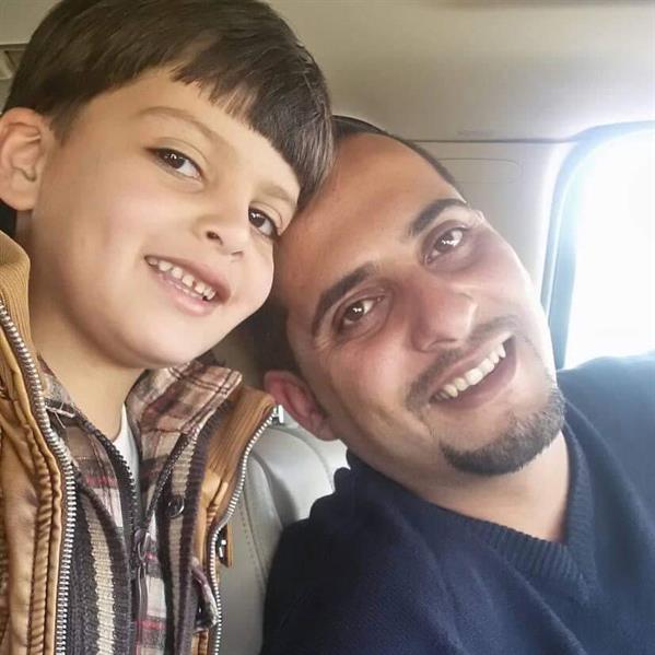 أردني ينعى أطفاله الخمسة بعد وفاتهم في حريق شقة 