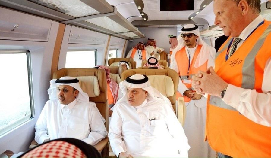 بالصور.. وزير النقل يتفقد أعمال مشروع قطار الحرمين الشريفين