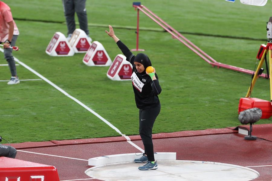 سارة الجمعة تحتل المركز السادس في مسابقة دفع الجلة بـ 