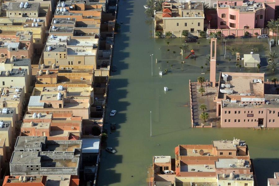 بالصور.. طيران الأمن يرصد الأضرار التي أحدثتها الأمطار في المنطقة الشرقية