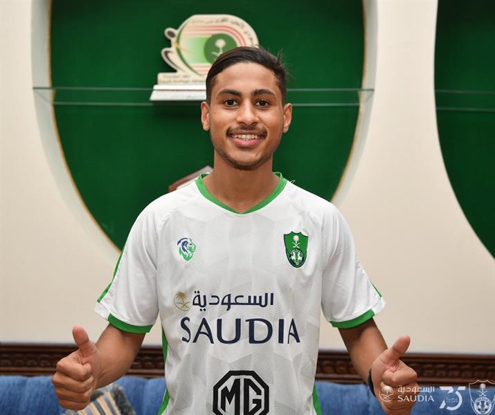 فلادان يقرر "العلي" لتدريبات الأهلي