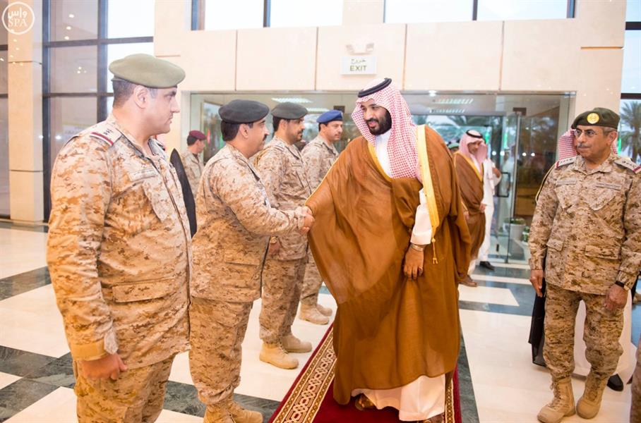 محمد بن سلمان يشهد حفل تخريج طلبة كلية القيادة والأركان للقوات المسلحة بالرياض
