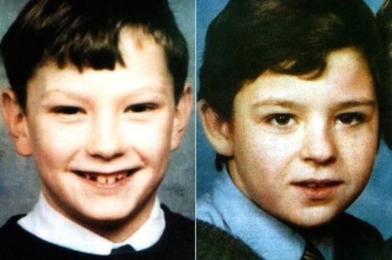 جون فينابليس وروبرت طومسون، كلاهما في سن العاشرة (1993) جون فينابليس وروبرت طومسون، كلاهما في سن العاشرة (1993)