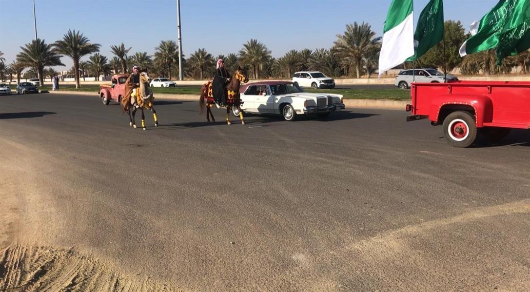 مسيرة أهالي تبوك احتفالاً بيوم التأسيس مسيرة أهالي تبوك احتفالاً بيوم التأسيس