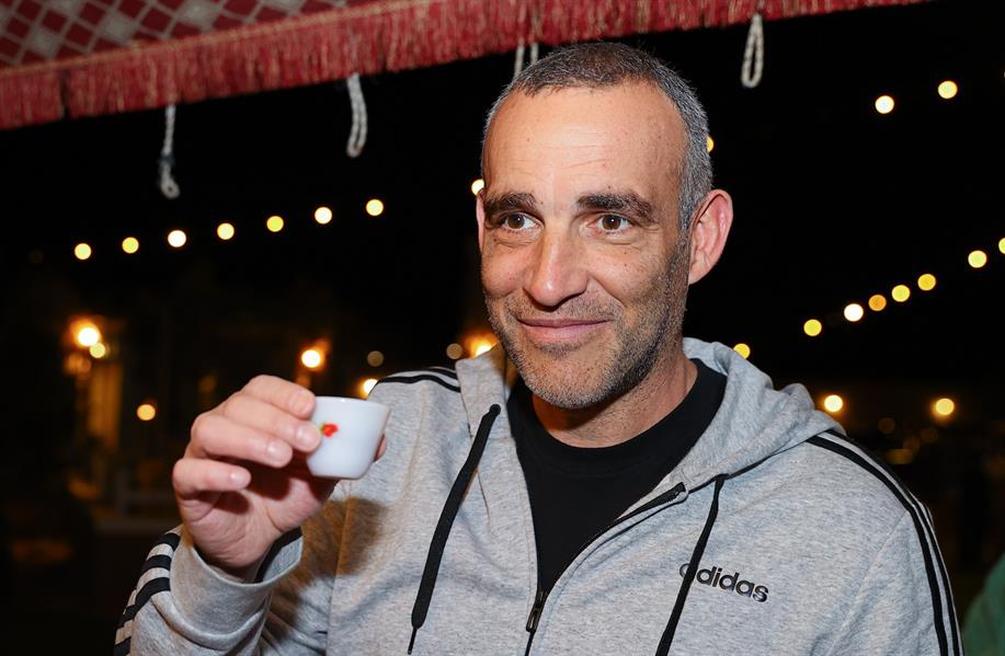 لاعبو لاعبو