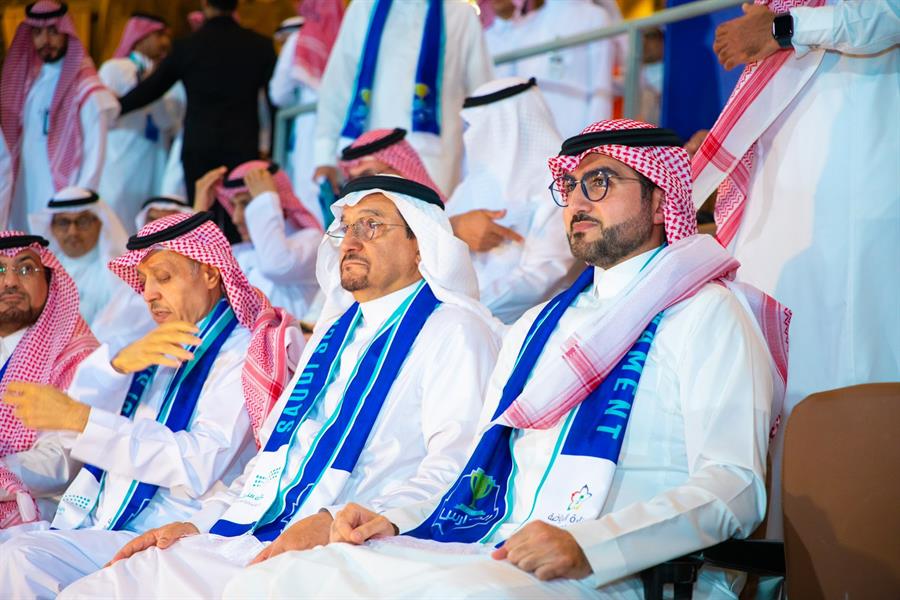 وزير التعليم ونائب وزير الرياضة