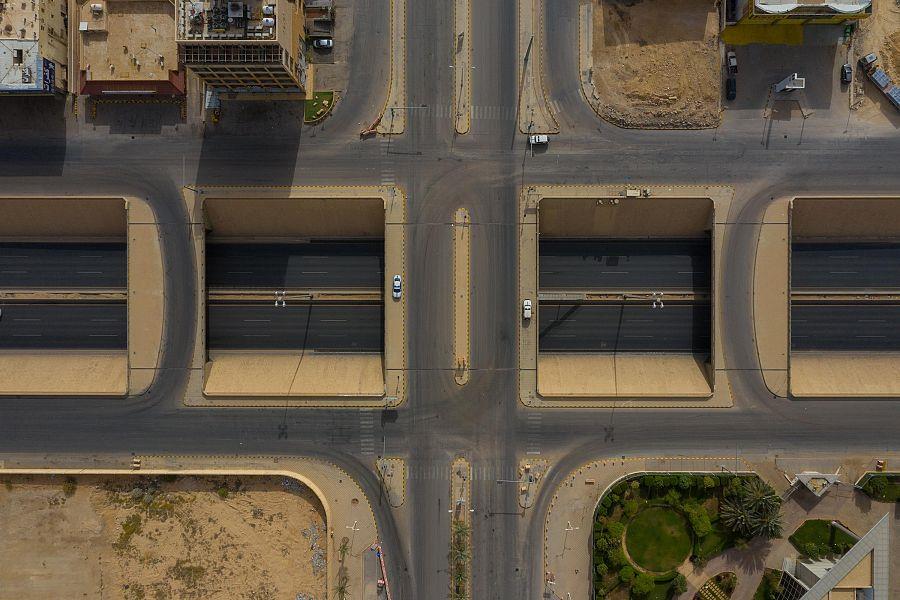 صور جوية لطرق وشوارع الرياض بعد تطبيق قرار منع التجول من الساعة الثالثة