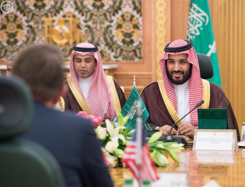 ولي ولي العهد ووزير الدفاع الأمريكي يناقشان التدخلات الإيرانية في شئون دول المنطقة 