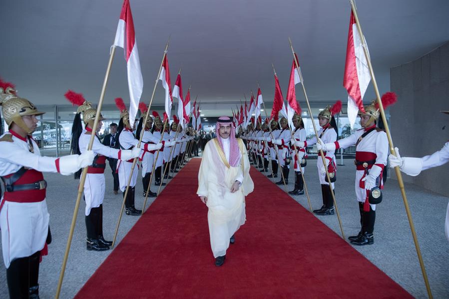 وزير الخارجية يشارك بمراسم تنصيب الرئيس البرازيلي 