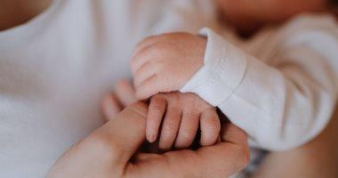 مصر.. استخراج "جنين" من بطن رضيعة عمرها 7 أيام