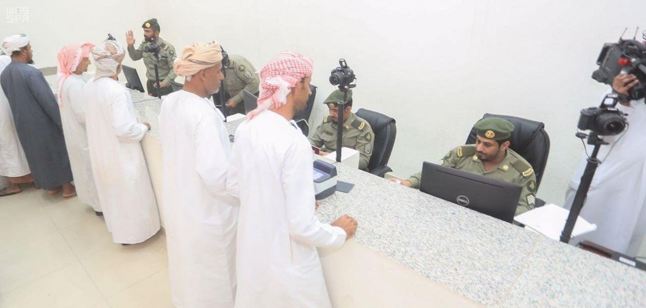 مدير عام الجوازات يتفقد صالات الحج بمنفذي البطحاء وسلوى