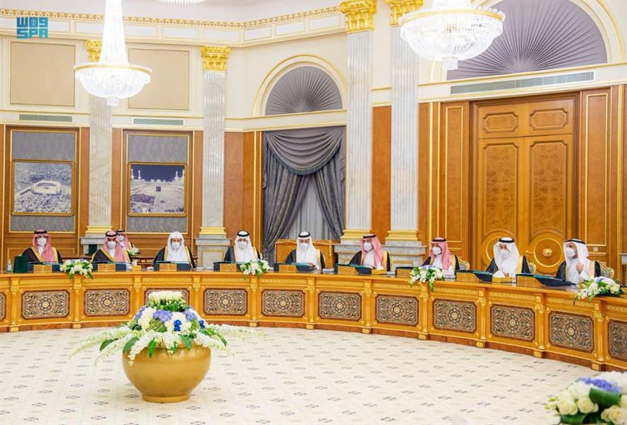 خادم الحرمين الشريفين يترأس الجلسة التي عقدها مجلس الوزراء في قصر السلام بجدة  