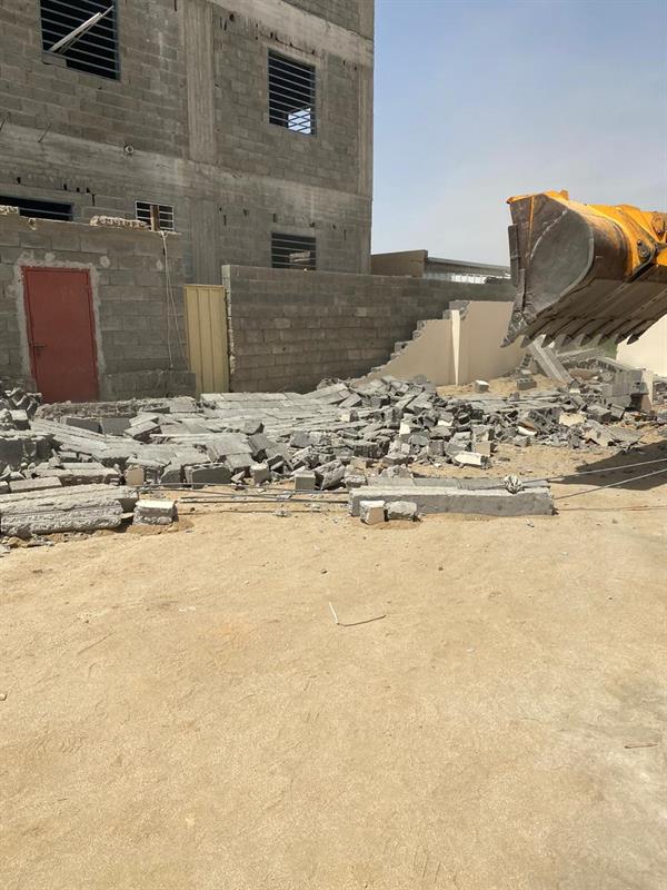 إزالة تعديات على مساحة 300 متر مربع بخميس مشيط