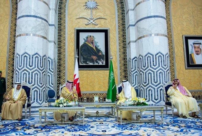 الملك حمد بن عيسى يصل إلى جدة في زيارة للمملكة
