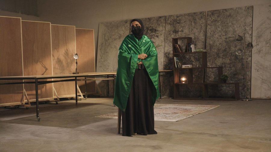 يُمكّن الصم من الإحساس بالنشيد الوطني.. 