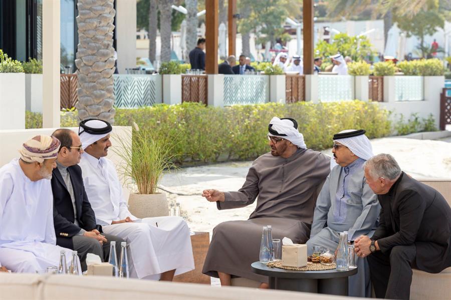 عقد لقاء تشاوري بين قادة الإمارات وقطر وعُمان والأردن ومصر (صور)