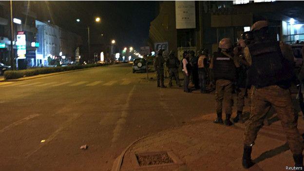 هجوم على فندق في واغادوغو عاصمة بوركينا فاسو