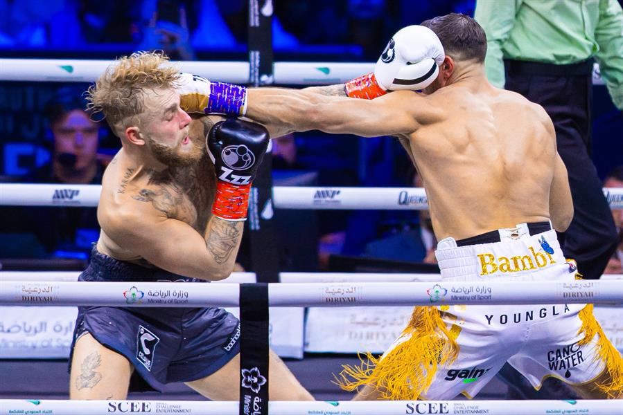 نزال الحقيقة