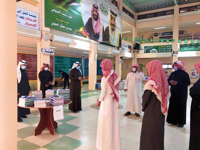 6 ملايين طالب وطالبة يعودون لمقاعد الدراسة مع انطلاق الفصل الدراسي الثاني 6 ملايين طالب وطالبة يعودون لمقاعد الدراسة مع انطلاق الفصل الدراسي الثاني