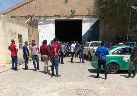 انهيار أجهزة الفرز يقتل موظفين في موضية انتخابات العراق ويصيب ثلاثة (فيديو وصور) انهيار أجهزة الفرز يقتل موظفين في موضية انتخابات العراق ويصيب ثلاثة (فيديو وصور)