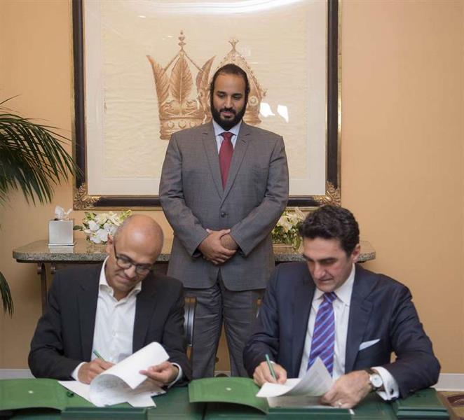 محمد بن سلمان يواصل لقاءاته برؤساء كبرى الشركات الأمريكية محمد بن سلمان يواصل لقاءاته برؤساء كبرى الشركات الأمريكية