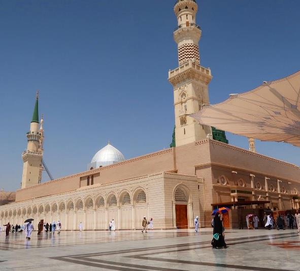 كيف تحدث رحّالة أمريكي عن زيارته للمملكة؟.. ومفاجأة في تقييمه لمهارات القيادة والضيافة