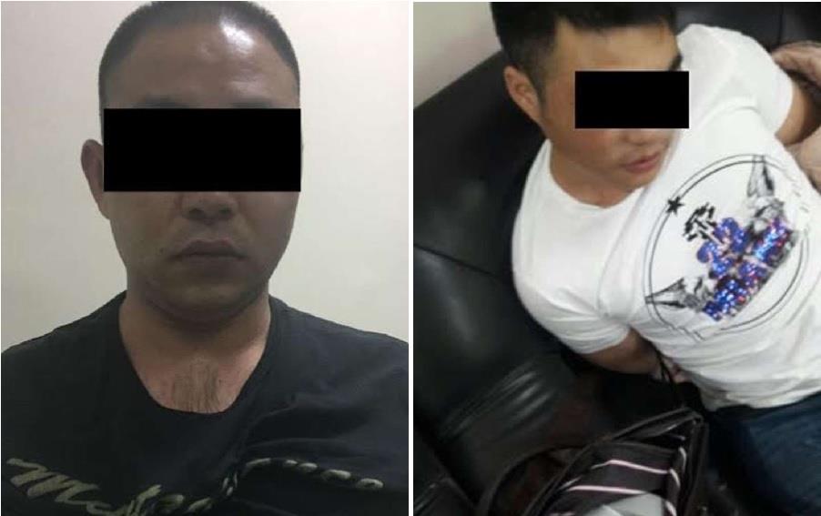 بالصور.. القبض على وافدين تورطا في عمليات سرقة بيانات عملاء البنوك بأجهزة قراءة البطاقات بالصور.. القبض على وافدين تورطا في عمليات سرقة بيانات عملاء البنوك بأجهزة قراءة البطاقات