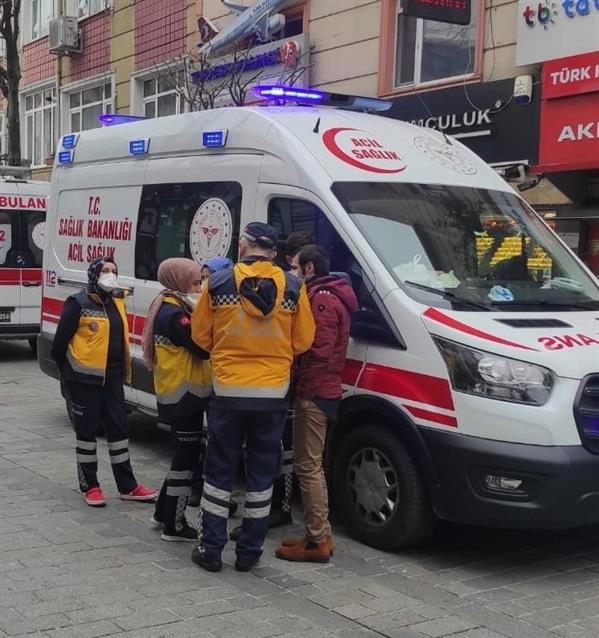 أم تلقي أطفالها من الطابق الثالث لإنقاذهم من حريق 