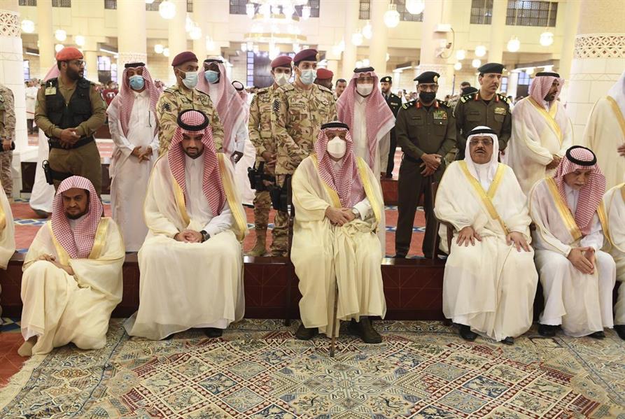 أمير منطقة الرياض الأمير فيصل بن بندر