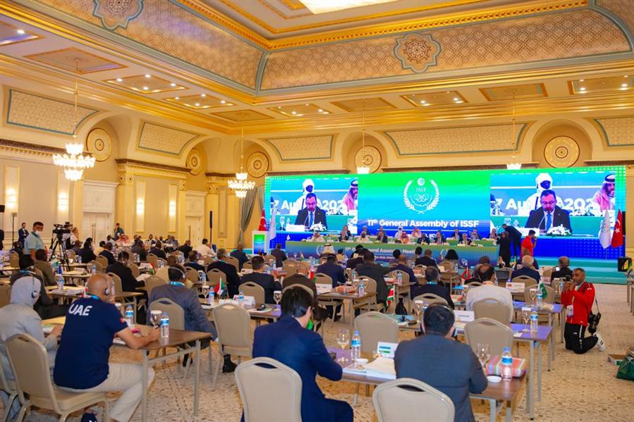 وزير الرياضة وزير الرياضة