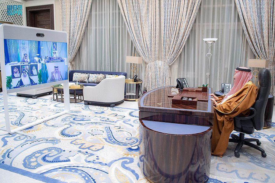 السفراء المعينون حديثاً لدى عدد من الدول يؤدون القسم أمام خادم الحرمين