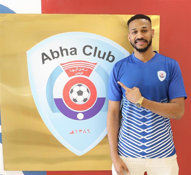 زكريا سامي زكريا سامي