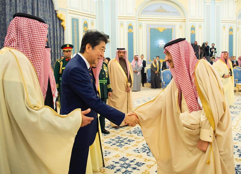 من الاستقبال