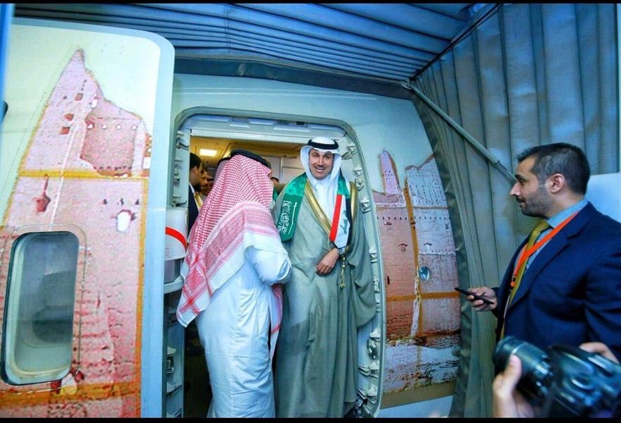 بالصور.. هبوط أول طائرة للخطوط السعودية في بغداد للمرة الأولى منذ 27 عاماً