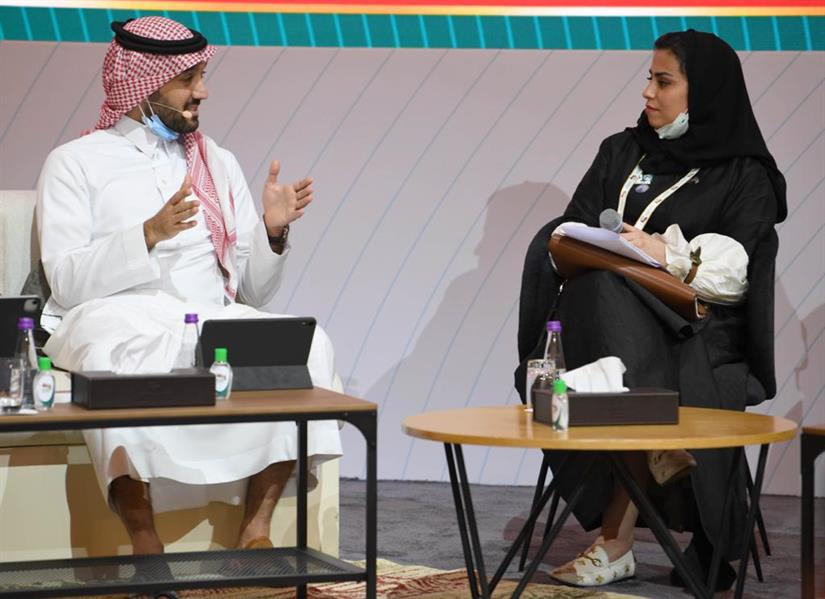 وزير الرياضة وزير الرياضة