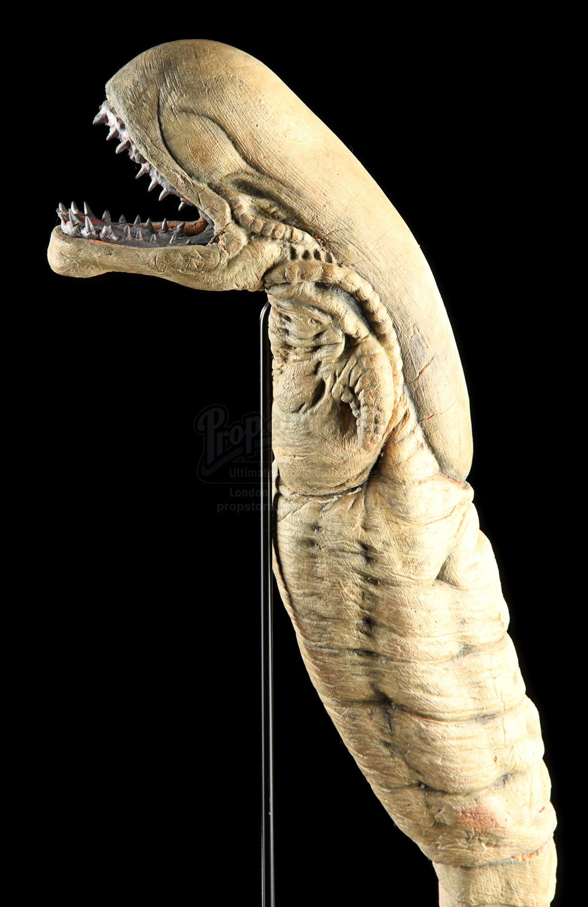 ALIEN VS. PREDATOR (2004) Chestburster Rod Puppet Current price £2750