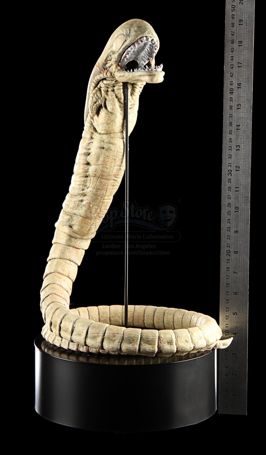 ALIEN VS. PREDATOR (2004) Chestburster Rod Puppet Current price £2750