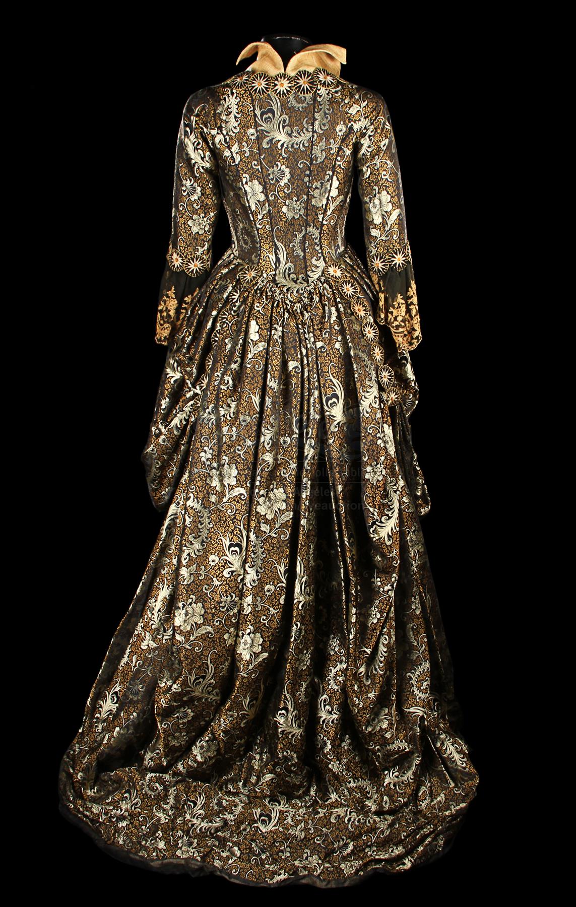 SLEEPY HOLLOW (1999) Lady Mary Van Tassel's (Miranda Richardson