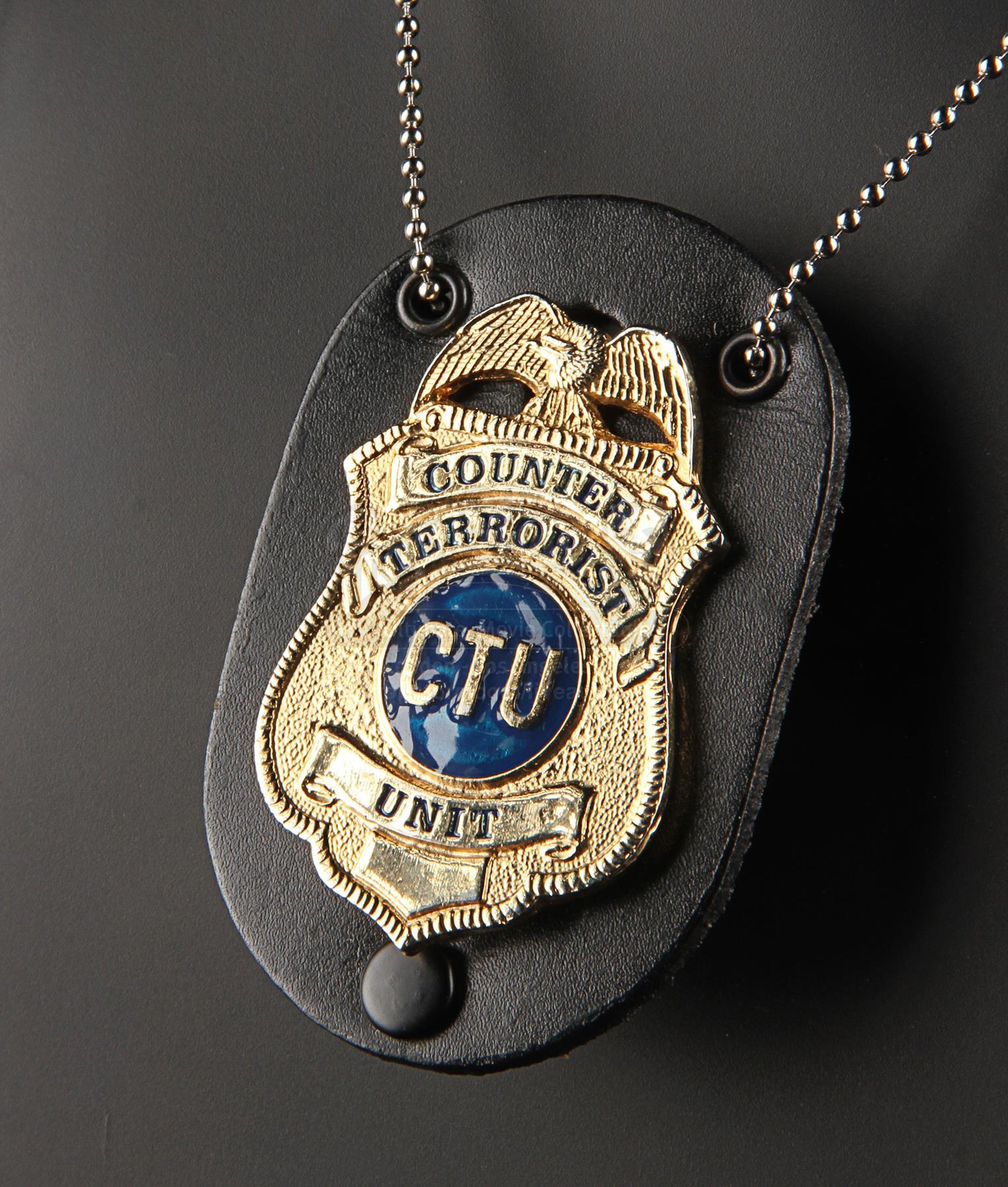 Collectibles Us Tv Series 24 Hours Ctu Special Agent Prop Badge Leather Holder Badge Pendant