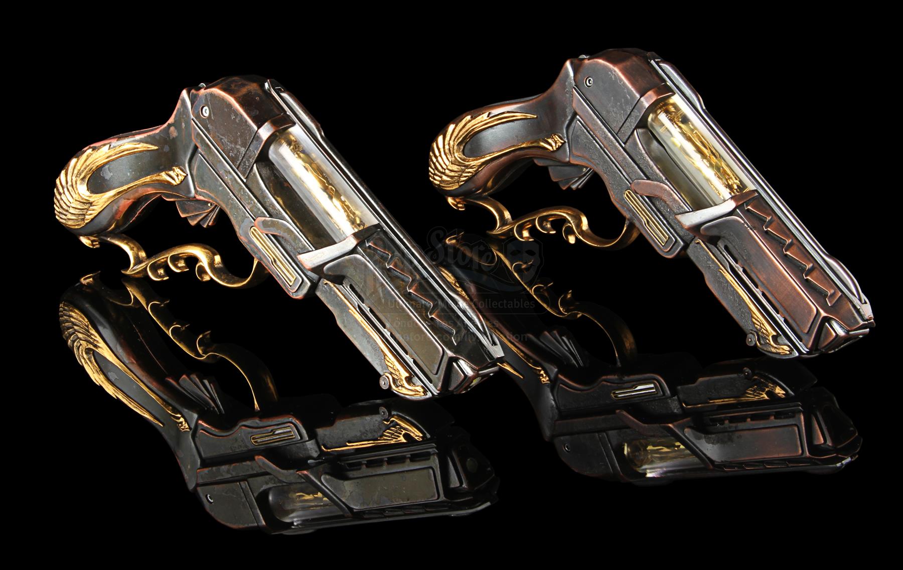 JUPITER ASCENDING (2015) Caine Wise's (Channing Tatum) Mauler Guns