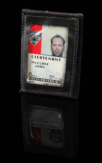 thumbnail interactive-video image 1 of Die Hard Script Cast-Signed Autograph Reprints - 125 Pages - John McClane Hans Gruber - Movie Memorabilia 1 of 6
