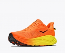 Hoka Challenger 8 