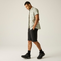 Regatta Men's Anti-Insect Travel Light Short Sleeve Shirt 