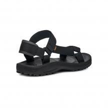 Teva Women's Winsted 