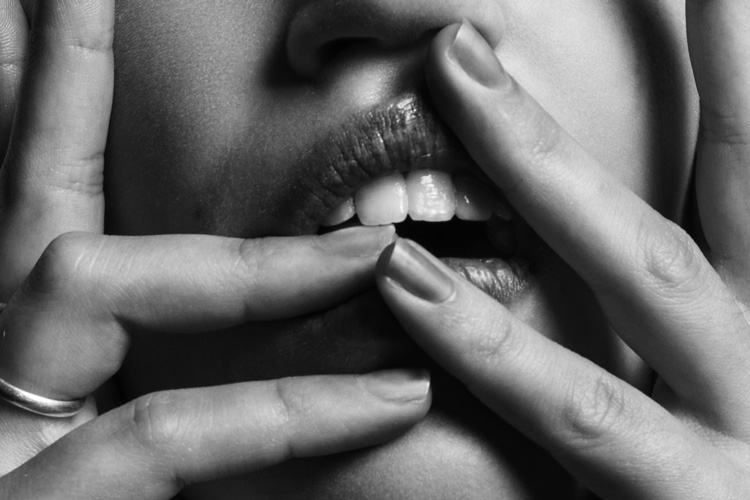 Flirt & Seduce Class Newcastle for your hen weekend with hen Maximise