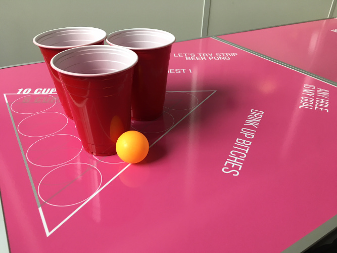 Beer Pong pour mon EVJF à Villa EVJF Les Etisseaux