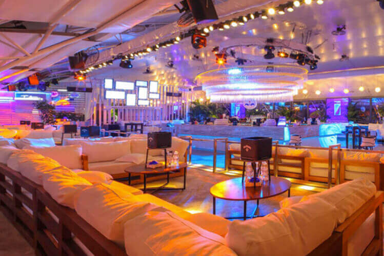 VIP Club & Drinks für meinen JGA in Bukarest | Crazy-JGA