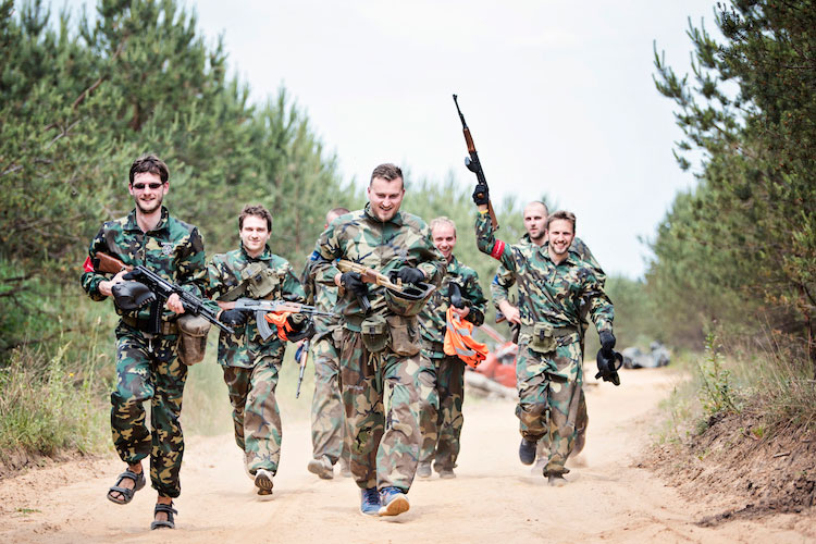 Airsoft  pour mon EVG à Vilnius | Enterrement de vie de garçon | idée enterrement de vie de garçon | activité enterrement de vie de garçon | idée evg | activité evg