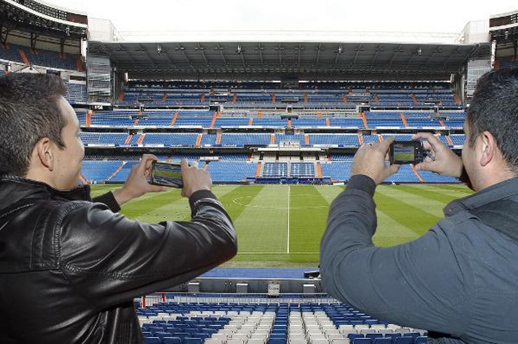 real madrid stadium jacket